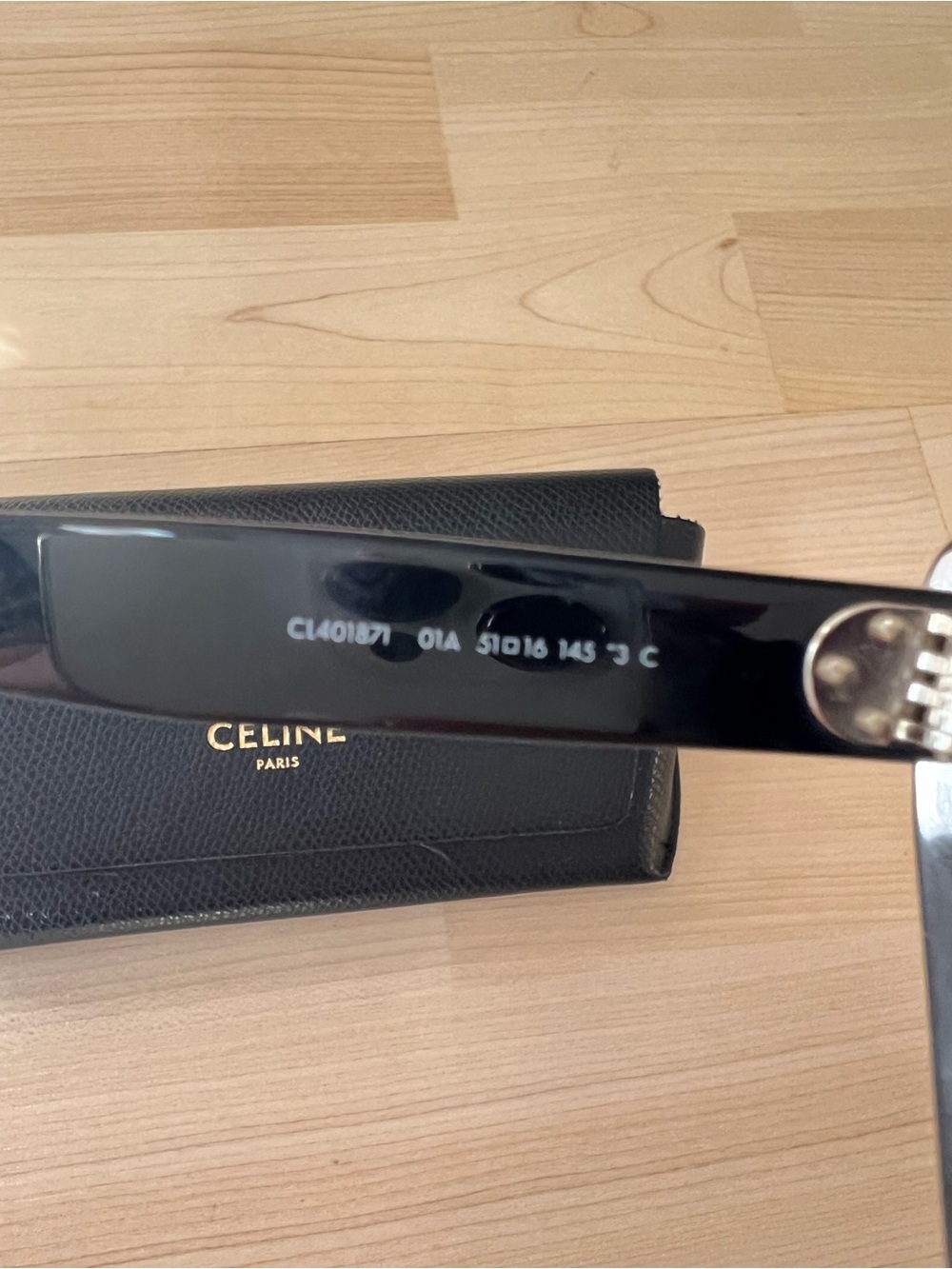 Celine Black Oversized Cat-Eye Sunglasses - Picture 4 of 6